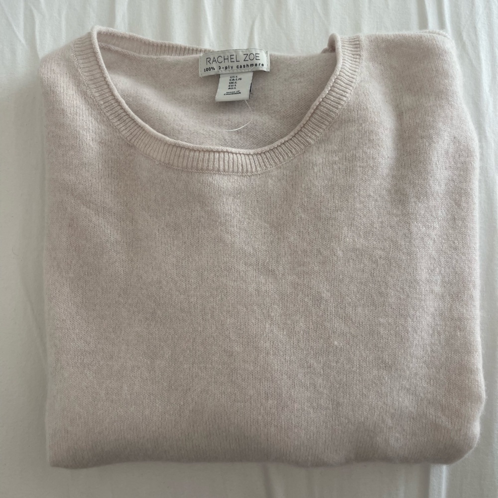 Beautiful 100% Cashmere sweater